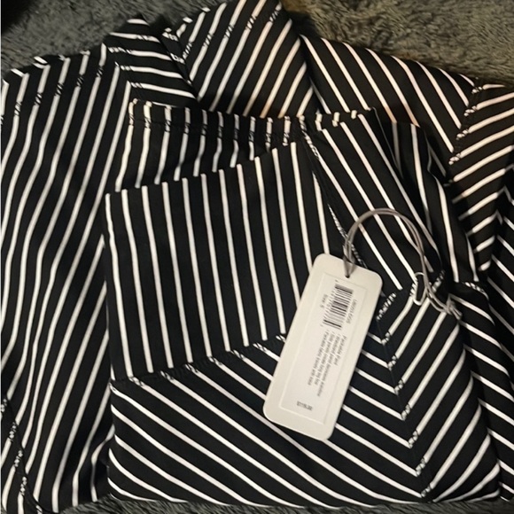 Jofit Women's Packable Pull-On Yoga
Pants- Size Medium - Picture 7 of 7